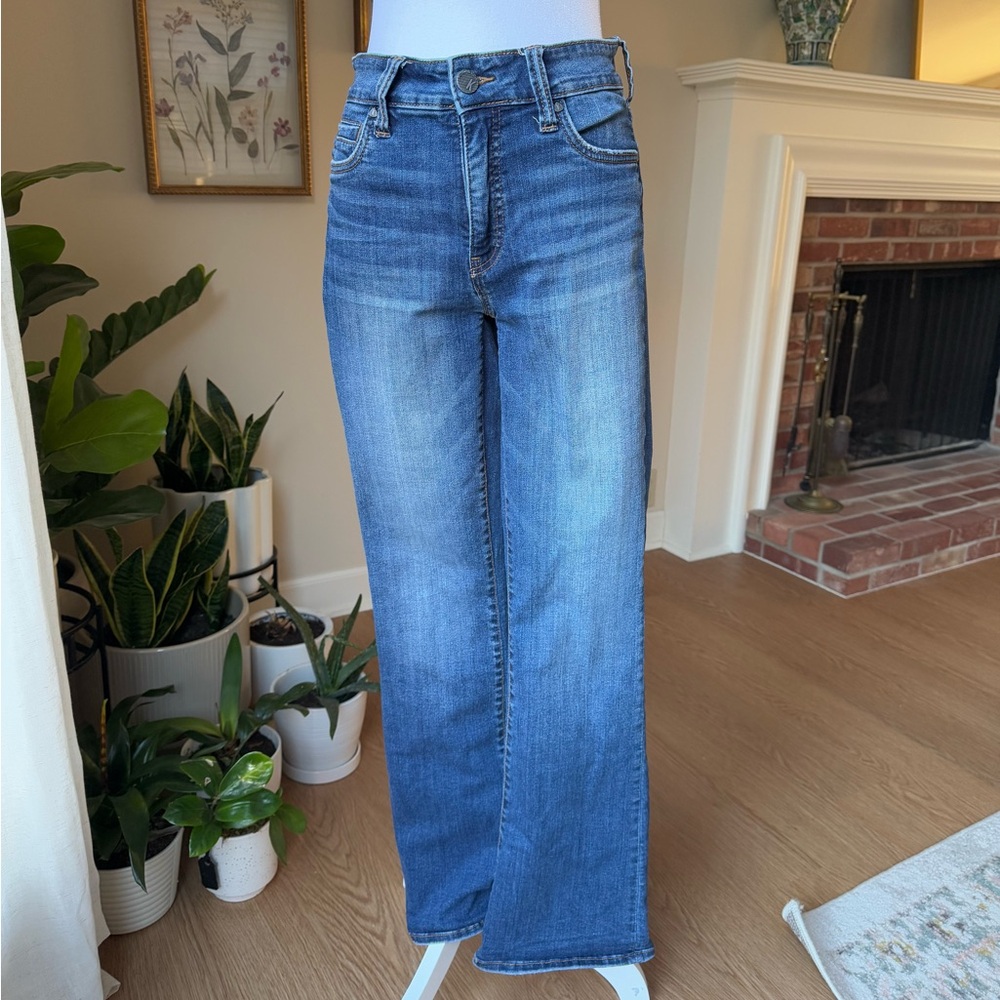 Kut from the Kloth Women's Boot Cut Jeans - Medium Blue Wash